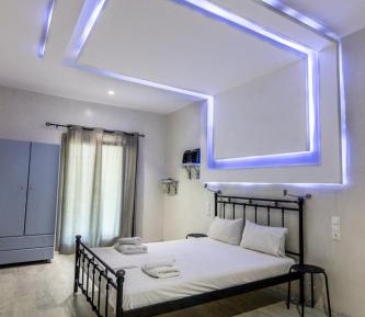 Studio Apartment with Queen Bed