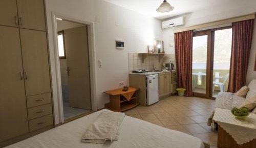 Double or Twin Room with Sea View