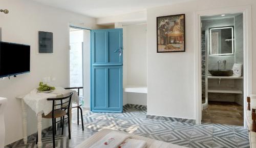 Studio with Terrace