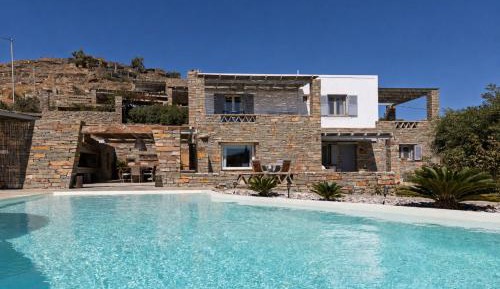 Villa - Beach Front