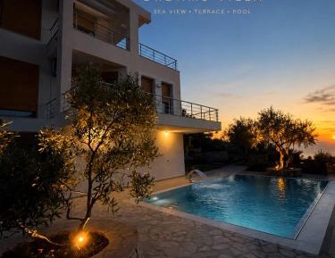 Villa with Sea View