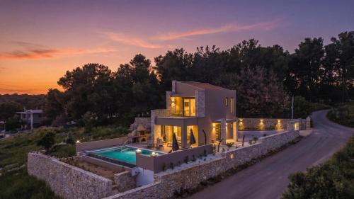 Superior Villa