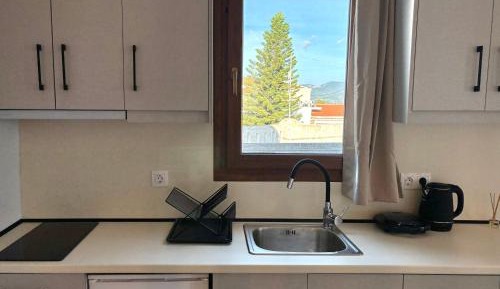 Deluxe Triple Room with Sea View