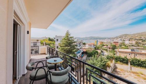 Triple Room with Balcony