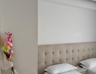 Twin Room with Balcony