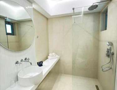 Top Floor Superior Suite with Sea View