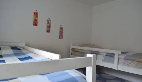 Mixed Dormitory Room