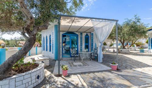 Superior One-Bedroom Apartment with Balcony