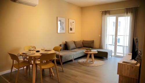 One-Bedroom Apartment with Balcony