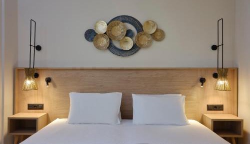 Family Suite Inland View (Open Plan)
