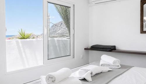 Queen Suite with Sea View
