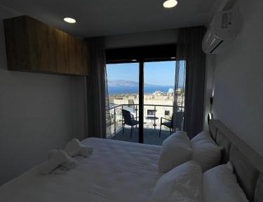 Studio with Sea View