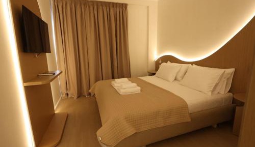 Deluxe Double Room with Balcony and Sea View