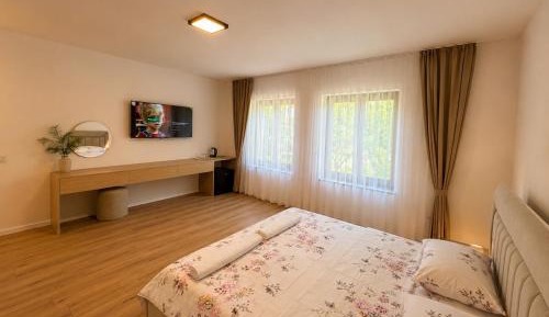 Large Double Room