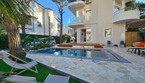 Villa with Sea View
