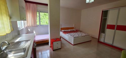 Budget Triple Room