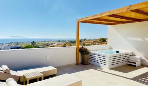 Suite with Hot Tub