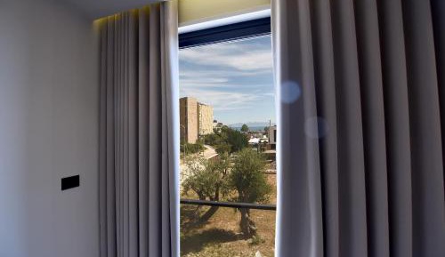 Deluxe Triple Room with Sea View