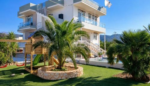 Studio Apartment with Sea View