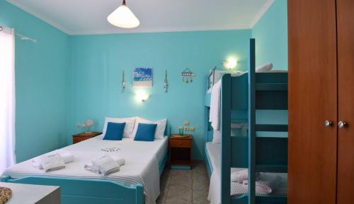 Triple Room with Terrace