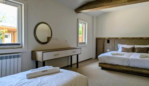 Triple Room with Mountain View
