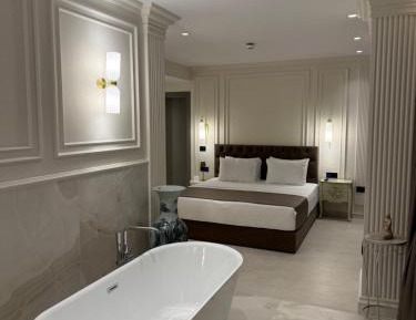 King Suite with Spa Bath
