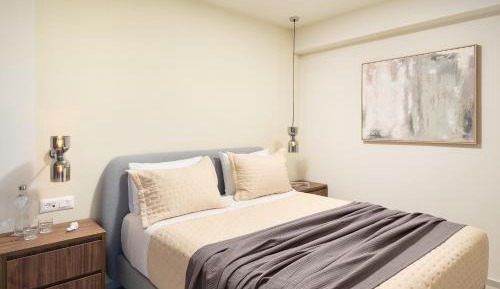 Triple Room with City View