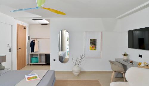 Superior King Room