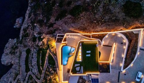 Villa with Sea View