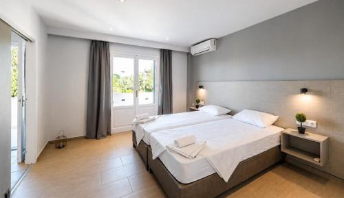Quadruple Room with Balcony