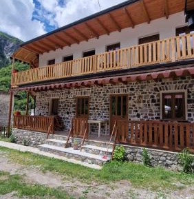 Triple Room with Balcony