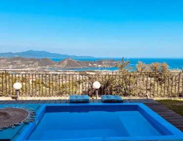 Double Room with Balcony and Sea View
