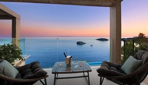 Double Room with Balcony and Sea View