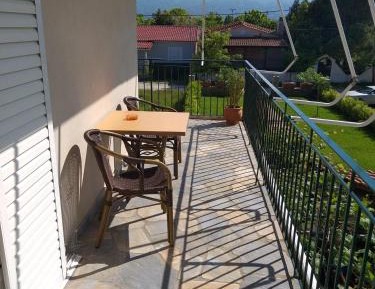 Studio (2 Adults)