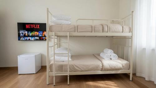 Superior One-Bedroom Apartment with Balcony