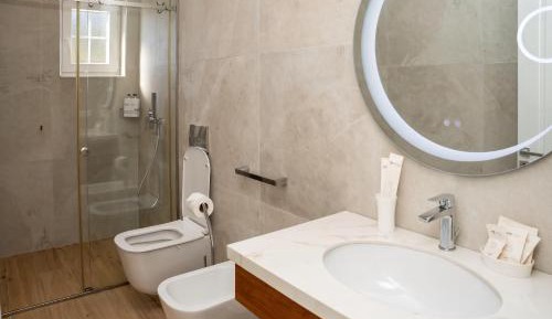 Deluxe Triple Room with Sea View