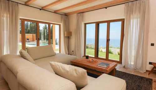 One-Bedroom Villa