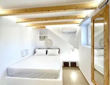 Deluxe Double Room with Sea View