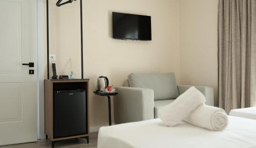 Triple Room with Balcony