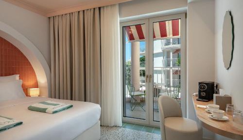 Double Room with Pool View