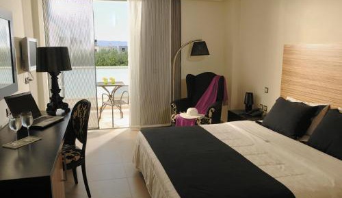 Junior Suite with Balcony