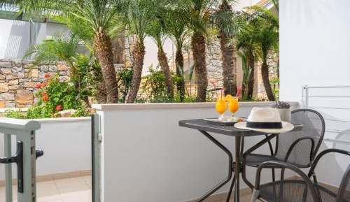 Suite with Garden View