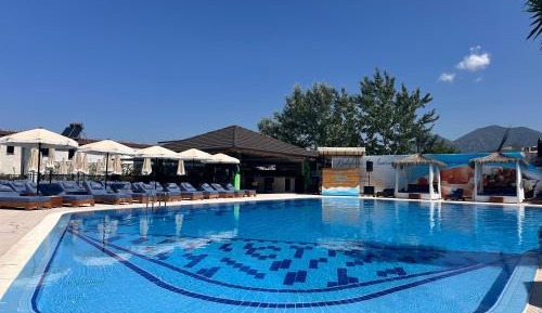 Twin Room with Pool View