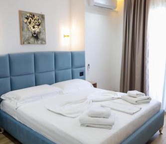 Triple Room with Balcony