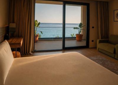 Deluxe Double Room with Balcony and Sea View
