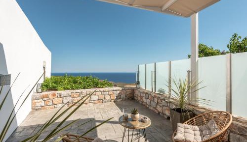 One-Bedroom Apartment with Balcony and Sea View