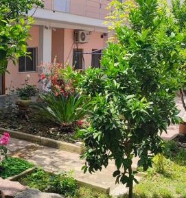 Quadruple Room with Garden View