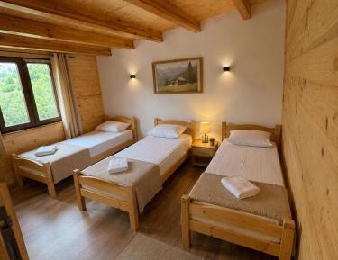 Triple Room with Private Bathroom