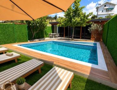One-Bedroom Villa