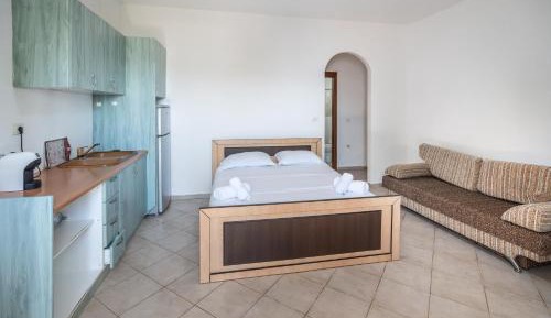 Quadruple Room with Terrace